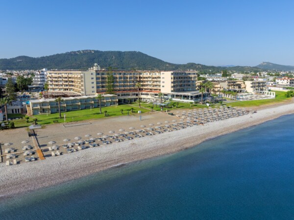 Aerial-01-Beach-Front-Wing-Holiday-Club